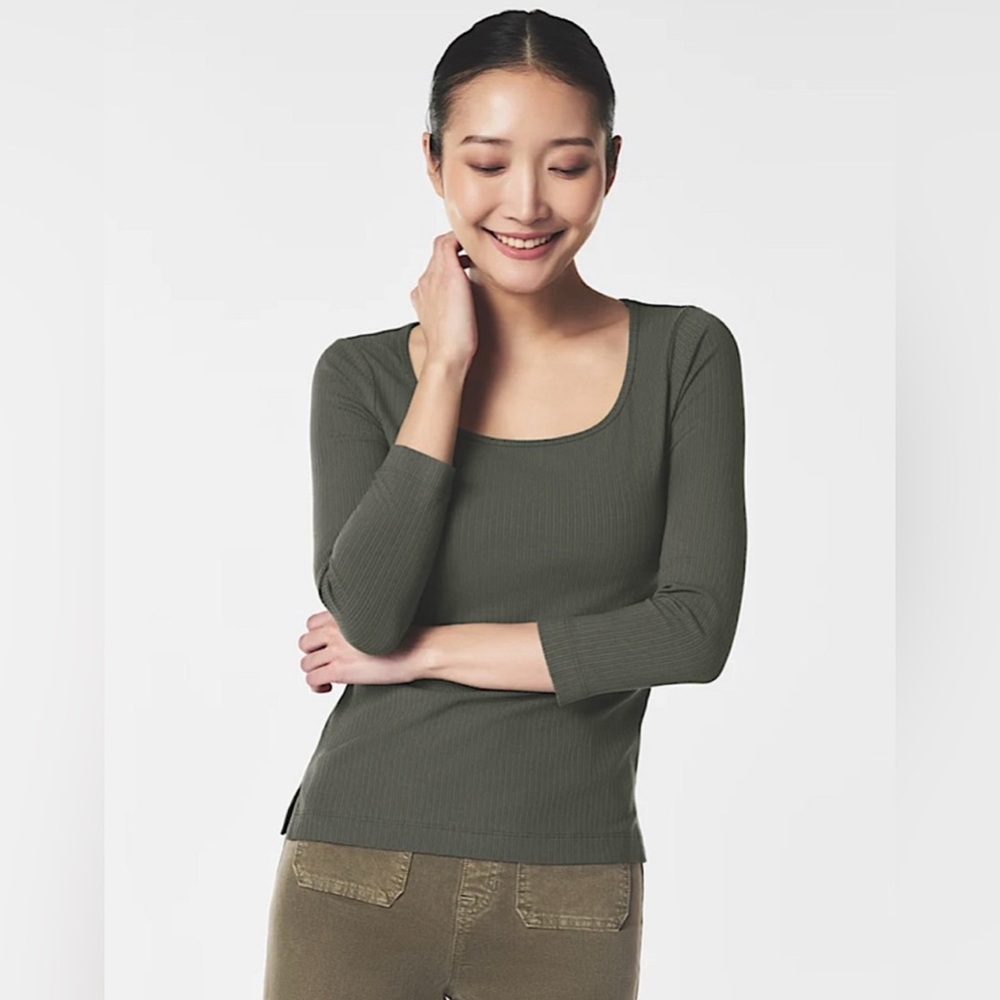 🆕 SPANX Women’s Midnight Olive Green 3/4 Sleeve Ribbed Blouse
